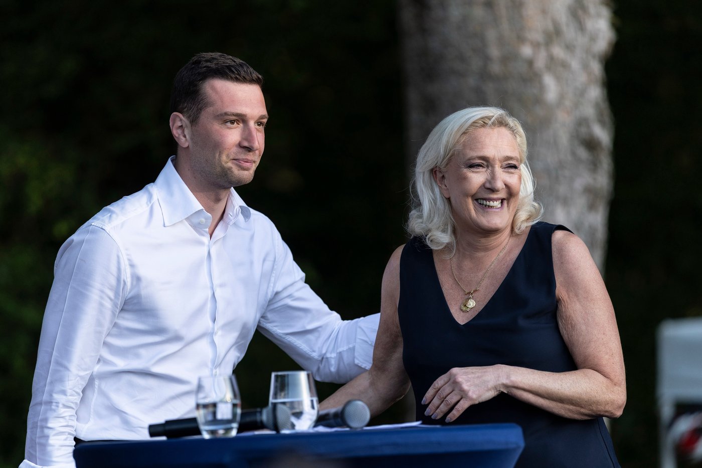 France's far-left presidential candidate cheers Gen Z school protests | iNFOnews.ca