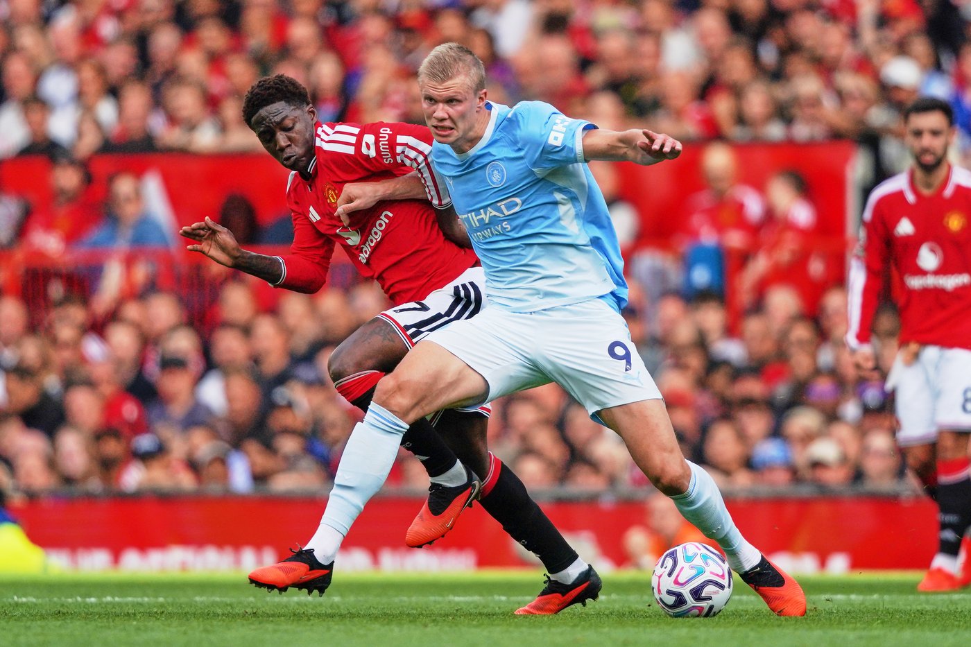 Haaland's disputed goal wins Manchester derby for 10-man City against United | iNFOnews.ca Haaland's disputed goal wins Manchester derby for 10-man City against United | iNFOnews.ca