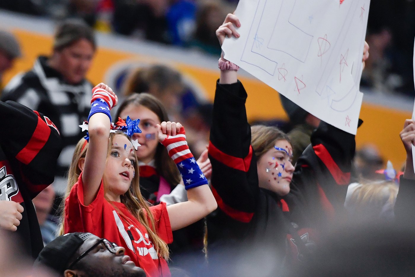 Hilary Knight scores 3 in Team USA's 6-1 rout of Canada in Game 2 of Rivalry Series | iNFOnews.ca