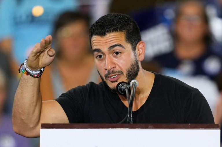 El-Sayed spoke with Obama as Michigan Democrats look to unite after a bitter Senate primary | iNFOnews.ca