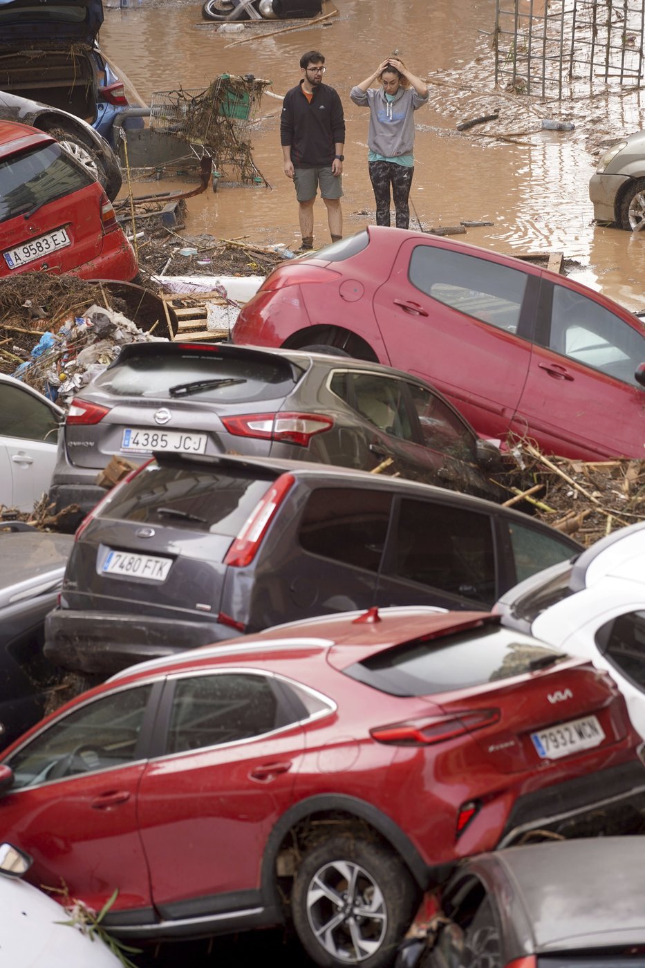 Copa del Rey games and other sporting events postponed after deadly floods devastate southern Spain | iNFOnews.ca