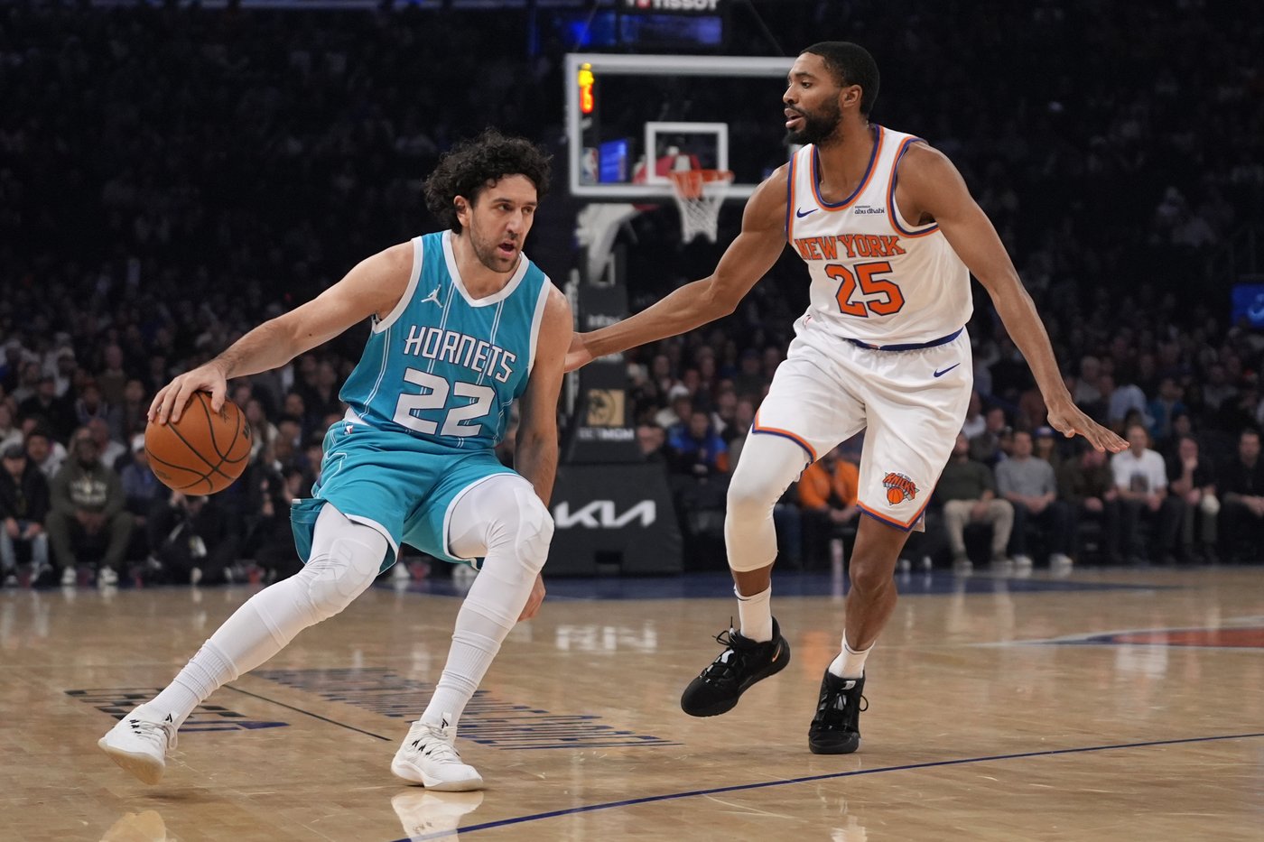 Anunoby and Towns help the Knicks blow it open on the way to a 125-101 rout of the Hornets | iNFOnews.ca Anunoby and Towns help the Knicks blow it open on the way to a 125-101 rout of the Hornets | iNFOnews.ca