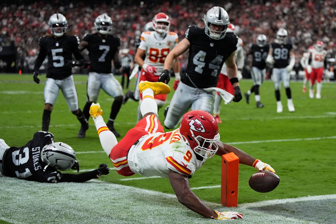 The NFL has a record-tying 5 teams with an 0-4 record so far this season | iNFOnews.ca