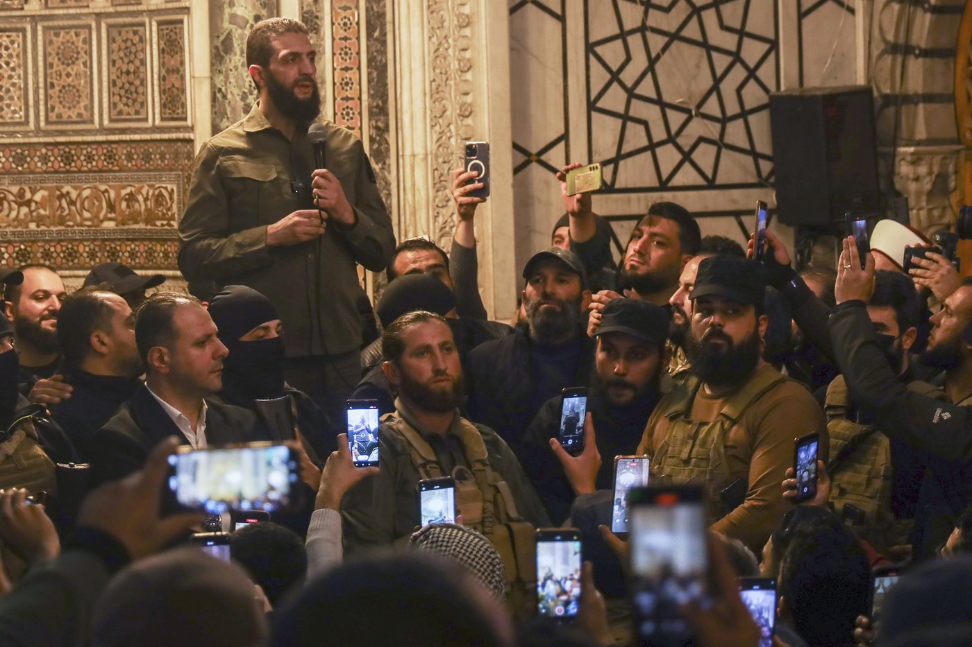 Trump handshake caps Syrian leader’s journey from anti-U.S. insurgent to nascent Mideast partner | iNFOnews.ca