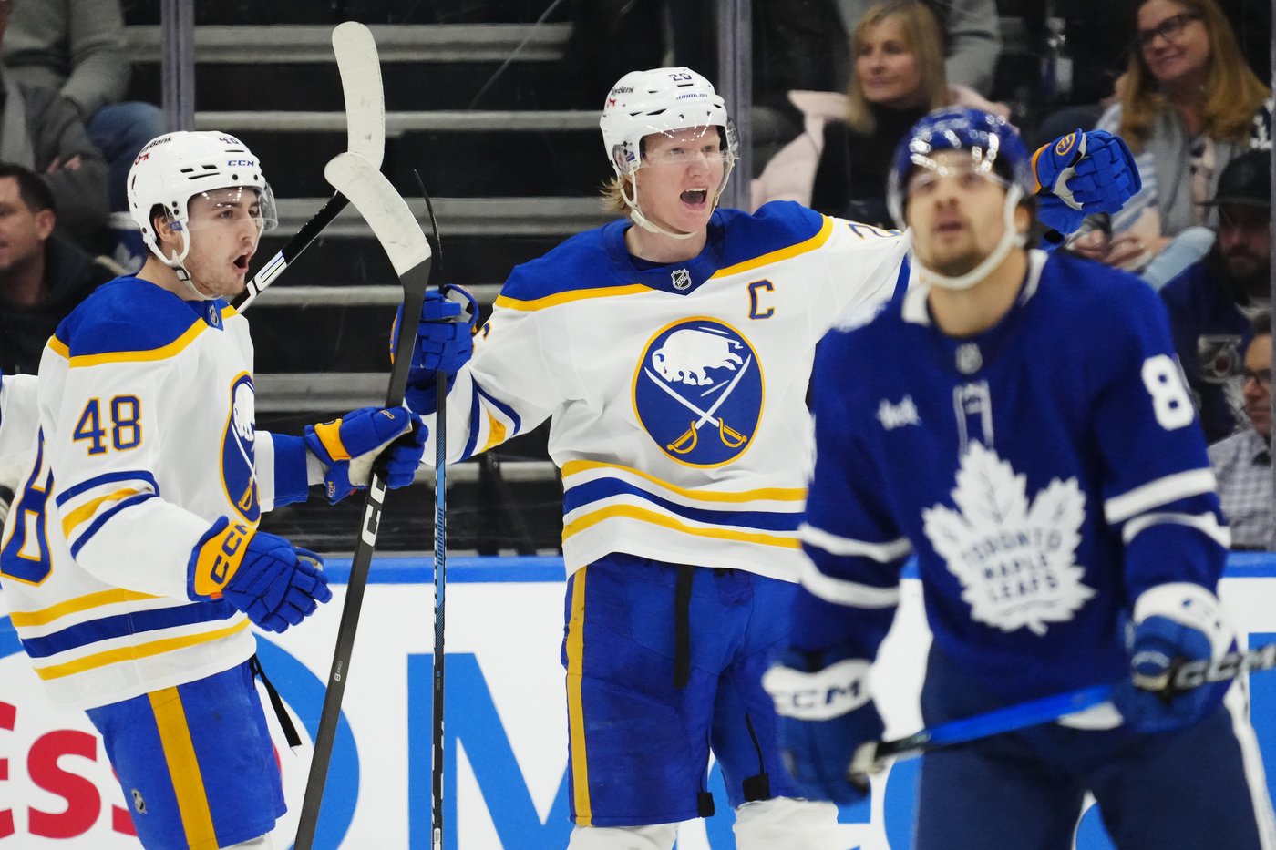 Dahlin's first hat trick leads Buffalo Sabres over slumping Toronto Maple Leafs 7-4 | iNFOnews.ca