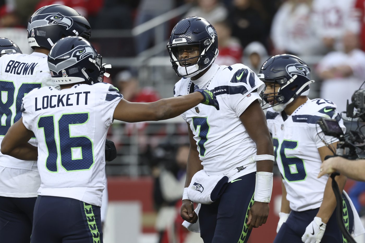 Seahawks hope to keep positive momentum going against Cardinals | iNFOnews.ca