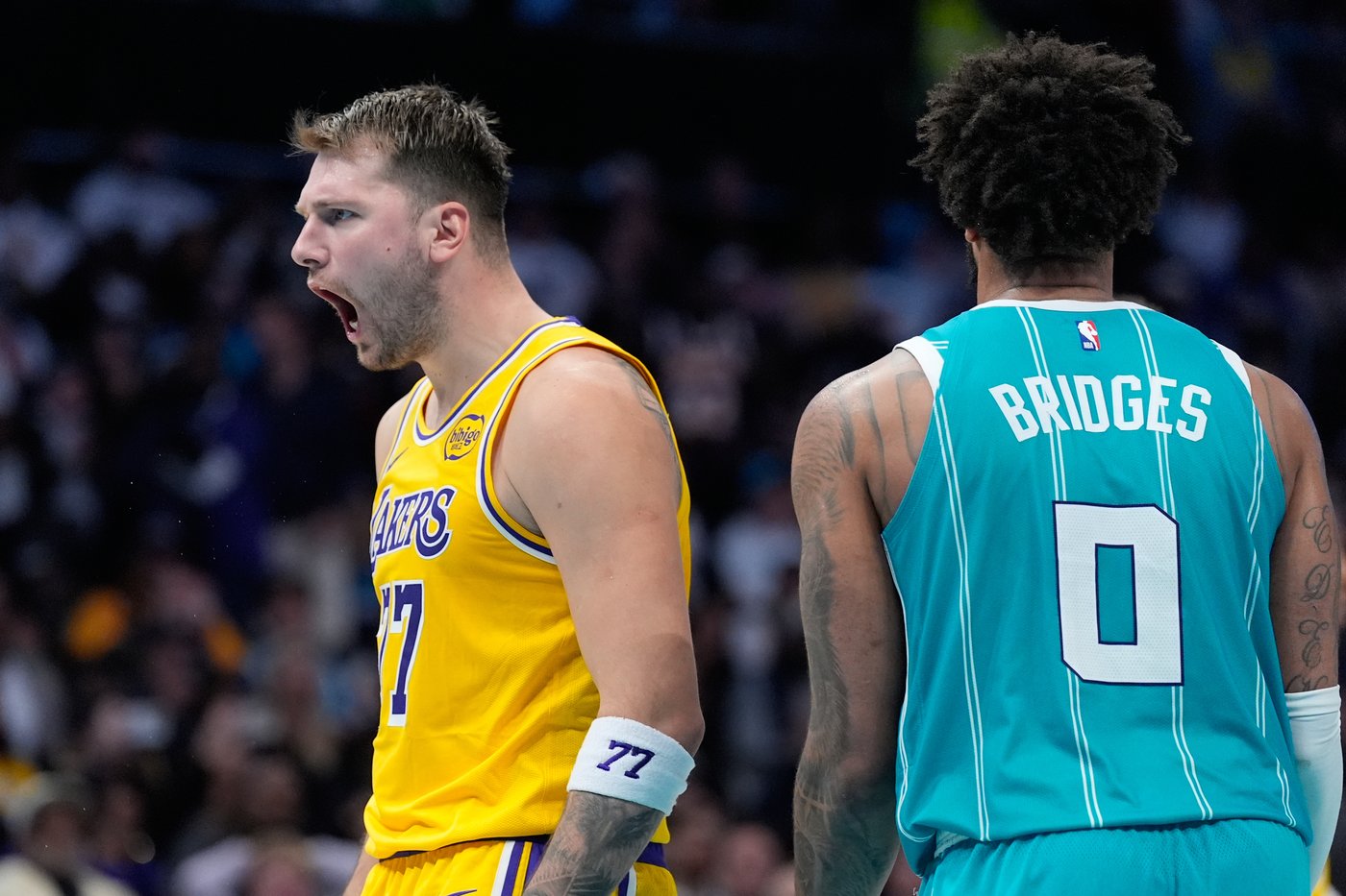 Doncic scores 38 points as Lakers use strong third quarter to earn 6th win in last 7 games | iNFOnews.ca