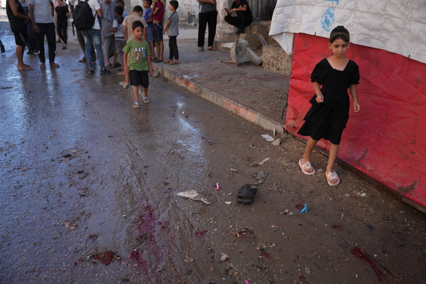 An Israeli strike on a funeral in Gaza kills 7 people and wounds 22, a local hospital says | iNFOnews.ca