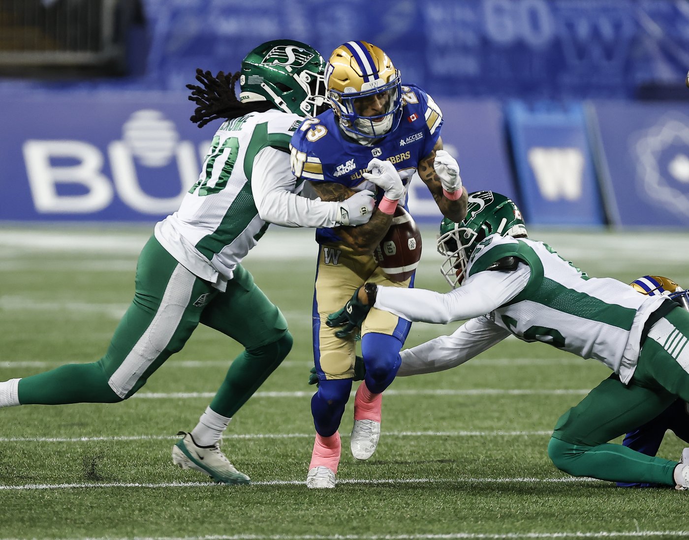 Blue Bombers beat Roughriders 17-16 on Castillo's last-second field goal | iNFOnews.ca Blue Bombers beat Roughriders 17-16 on Castillo's last-second field goal | iNFOnews.ca