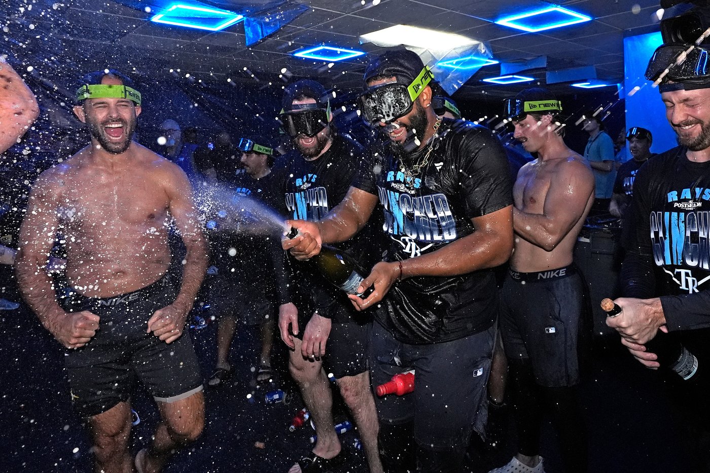 Resetting the AL and NL postseason races with 2 weeks left in the regular season | iNFOnews.ca Resetting the AL and NL postseason races with 2 weeks left in the regular season | iNFOnews.ca