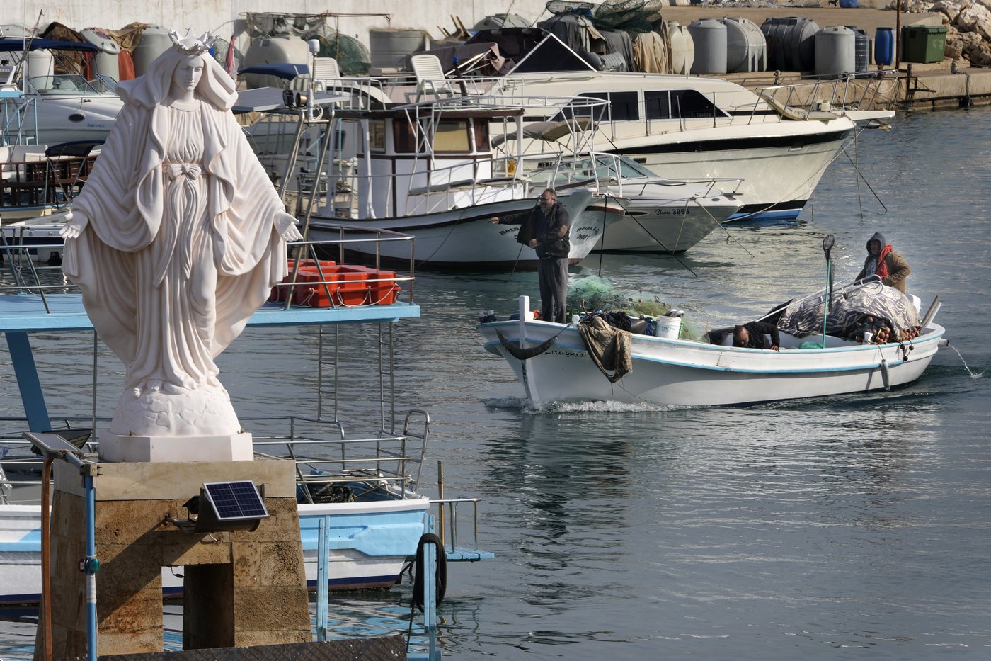 Lebanese fishermen hope ceasefire with Israel means normal life returning | iNFOnews.ca Lebanese fishermen hope ceasefire with Israel means normal life returning | iNFOnews.ca