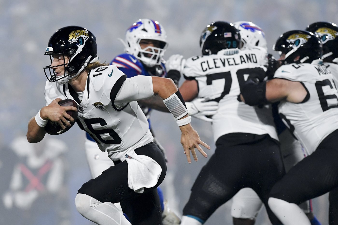 Josh Allen throws 4 TD passes and the Bills roll to a 47-10 win over the unraveling Jaguars | iNFOnews.ca Josh Allen throws 4 TD passes and the Bills roll to a 47-10 win over the unraveling Jaguars | iNFOnews.ca