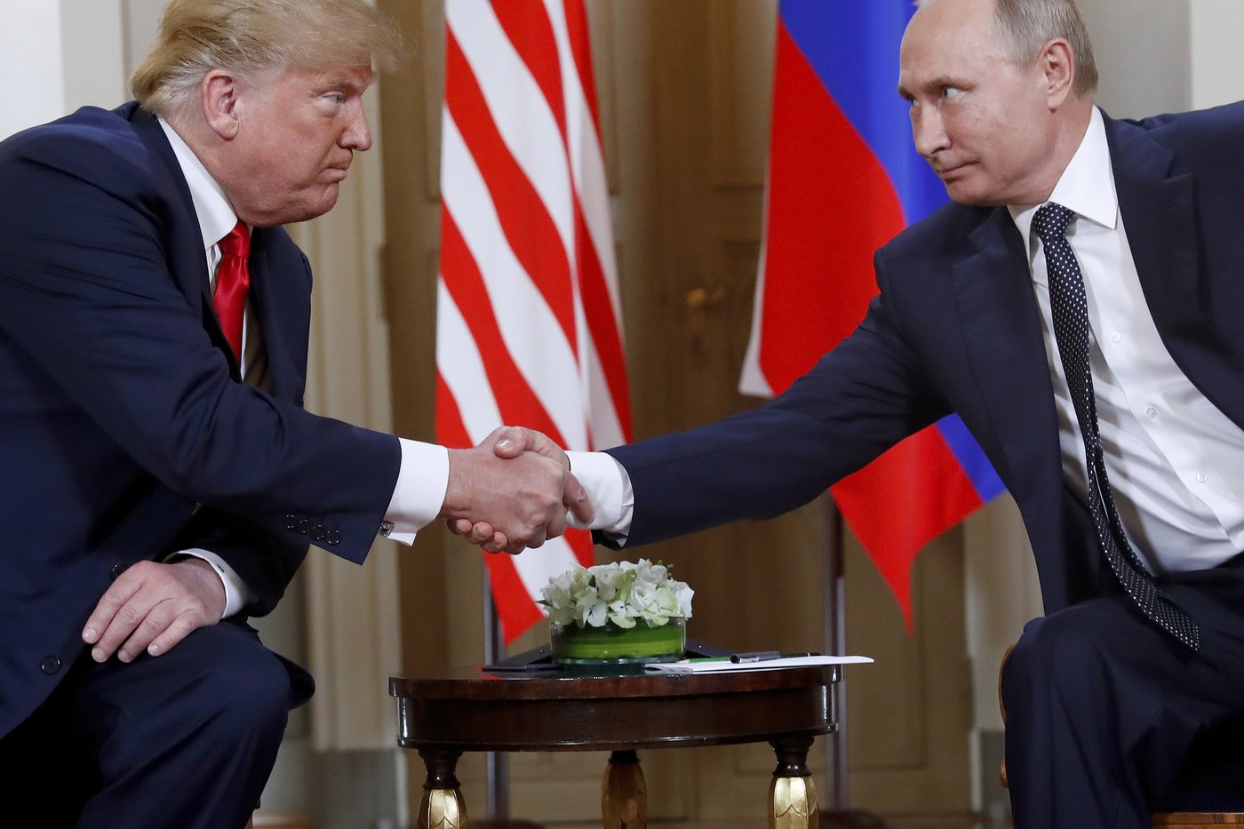 Trump's friendly-to-frustrated relationship with Putin takes the spotlight at the Alaska summit | iNFOnews.ca