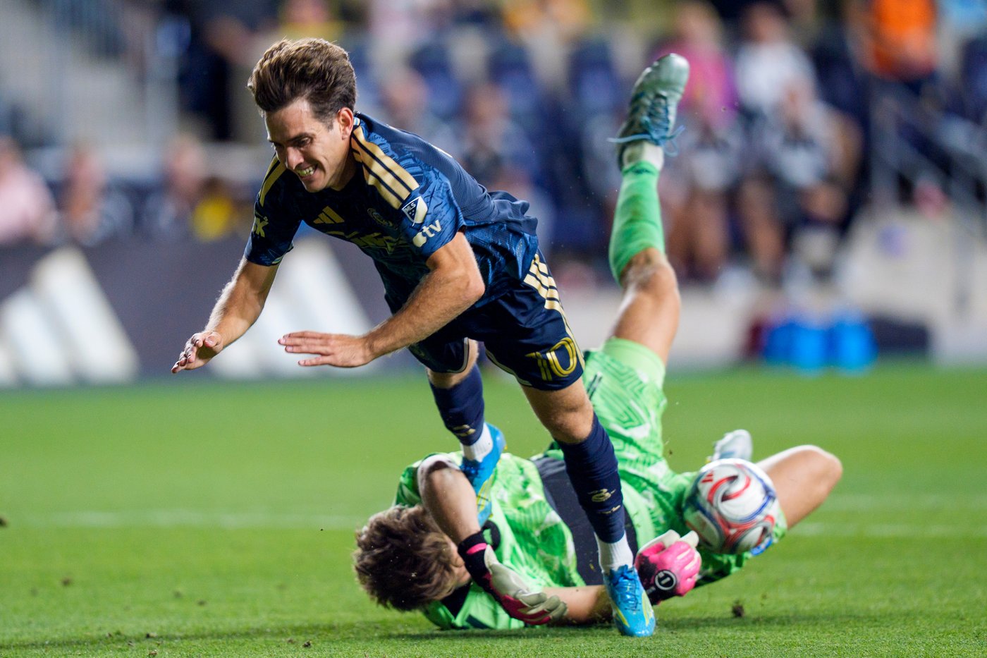 Teenager Cavan Sullivan makes MLS history in Union's 2-0 win over Montreal | iNFOnews.ca Teenager Cavan Sullivan makes MLS history in Union's 2-0 win over Montreal | iNFOnews.ca