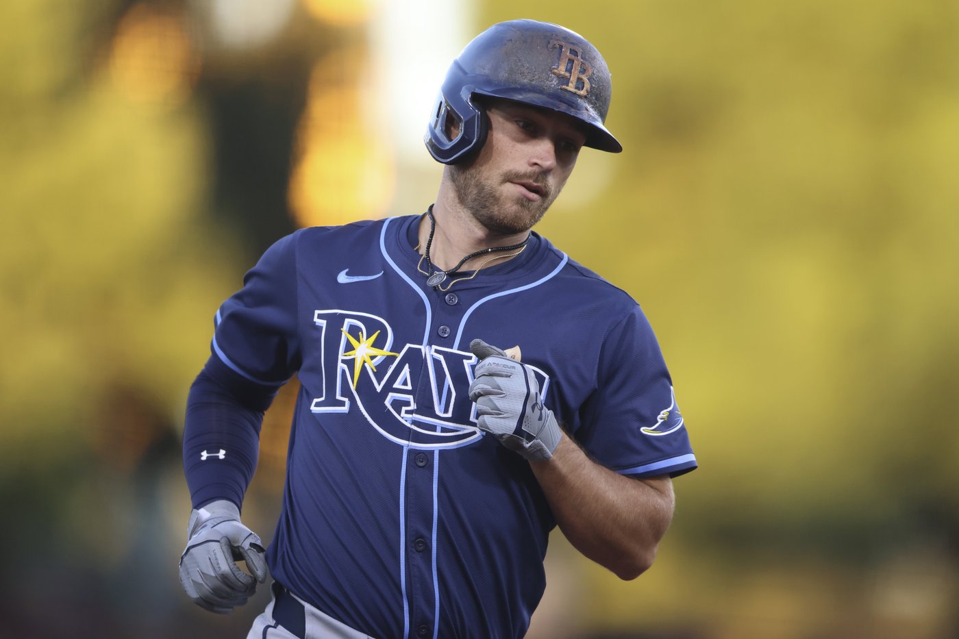Lowe, Caminero hit 2-run homers in the Rays' 8-2 victory over the Athletics | iNFOnews.ca