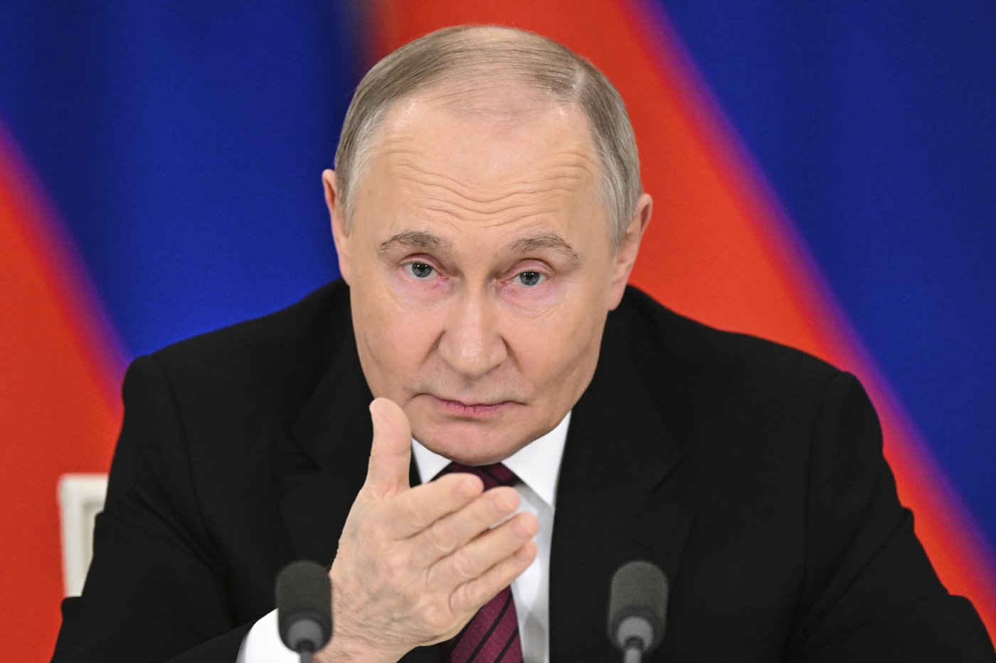 The diplomatic road seeking peace in Ukraine has had twists and turns | iNFOnews.ca