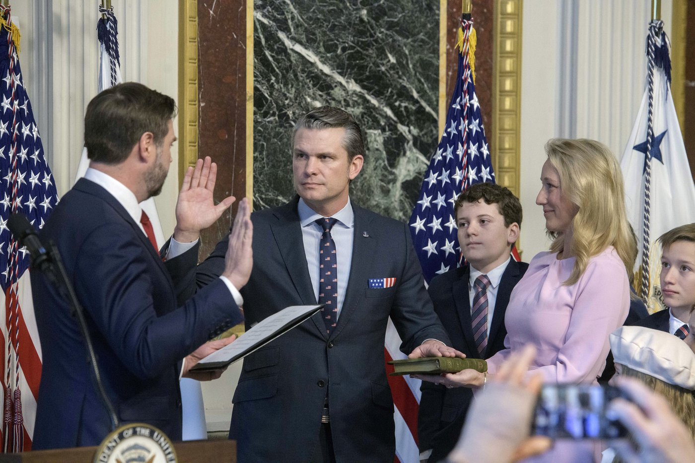 Hegseth is quickly sworn in as defense secretary after dramatic Senate vote | iNFOnews.ca