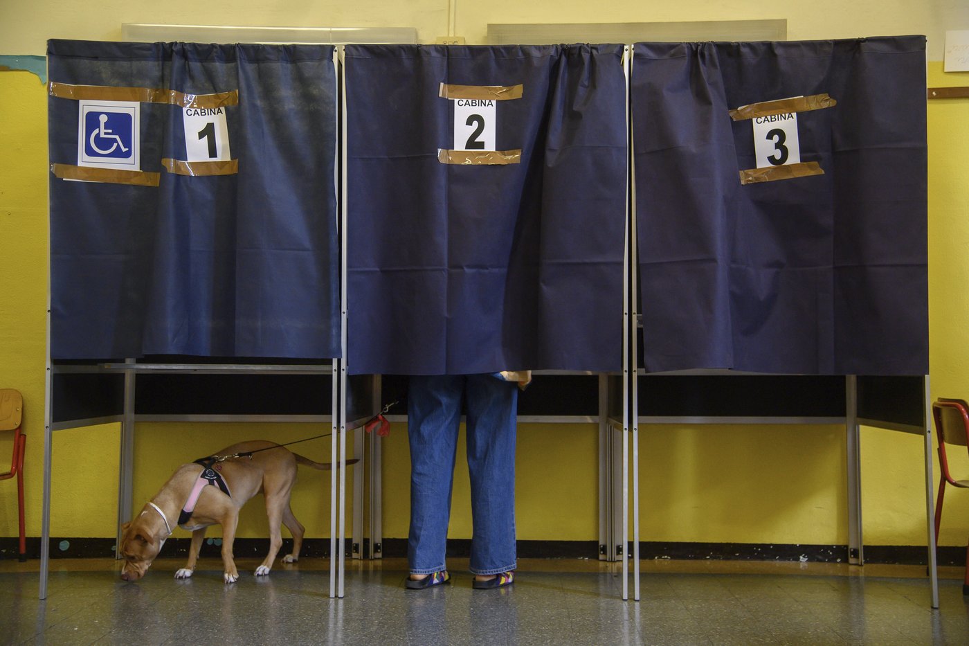 Italians vote on citizenship and job protections in referendums threatened by low turnout | iNFOnews.ca Italians vote on citizenship and job protections in referendums threatened by low turnout | iNFOnews.ca