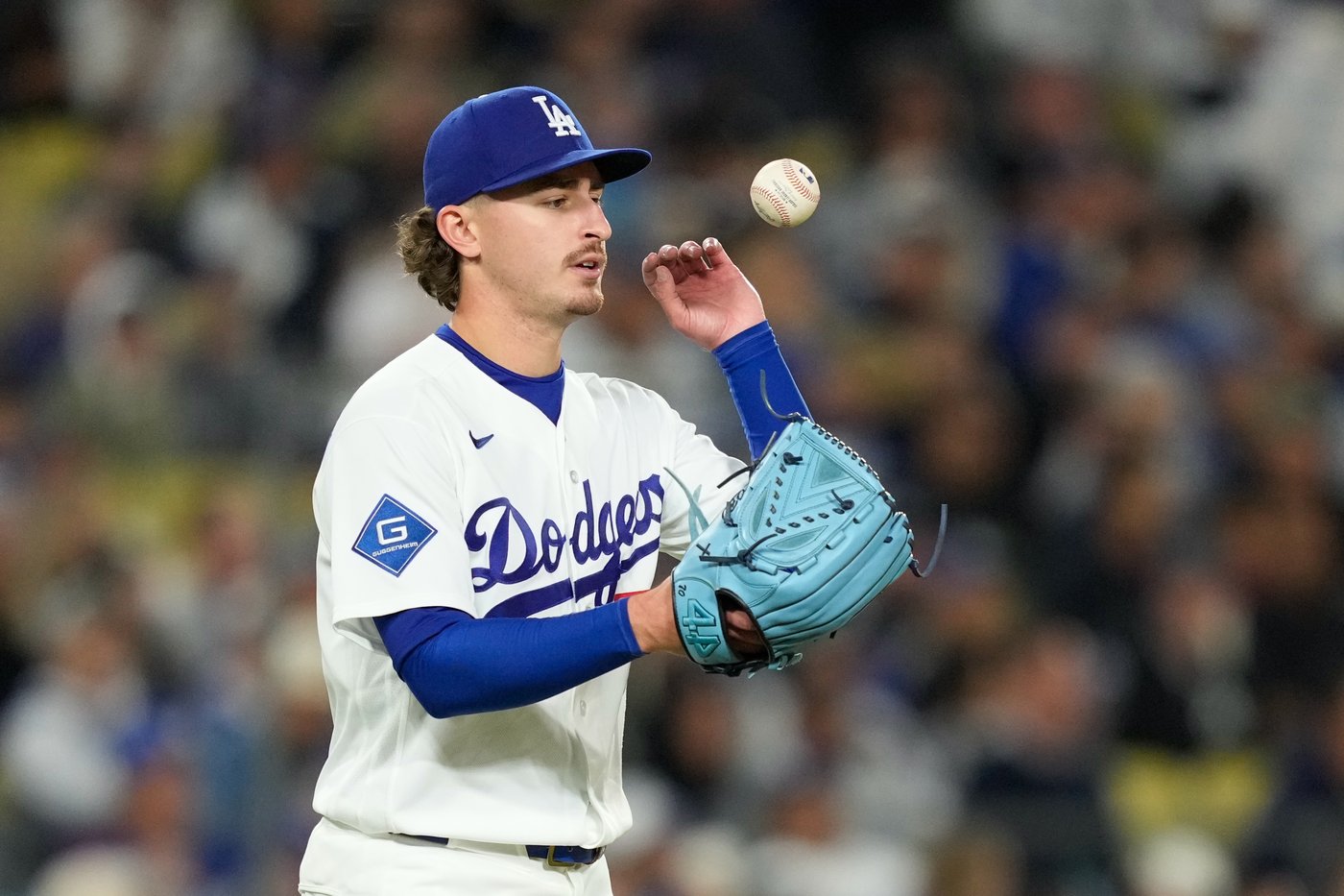 Dodgers beat Phillies as Justin Wrobleski strikes out 9 and Los Angeles hits 4 homers | iNFOnews.ca
