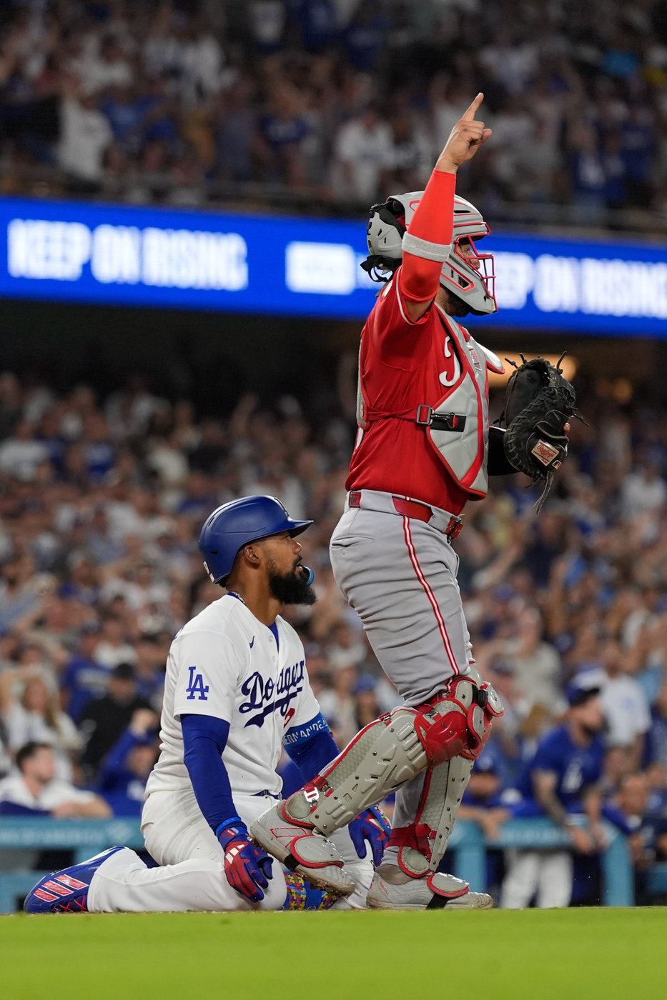 Tarik Skubal pitches the Dodgers past the Reds 3-2 for their 6th straight win | iNFOnews.ca Tarik Skubal pitches the Dodgers past the Reds 3-2 for their 6th straight win | iNFOnews.ca