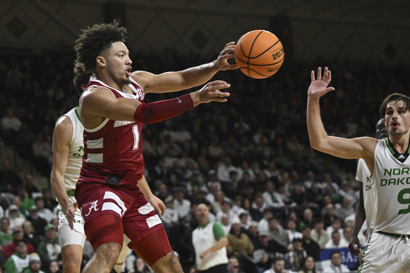 Nelson returns home to help No. 6 Alabama hold off Eaglestaff, North Dakota 97-90 | iNFOnews.ca Nelson returns home to help No. 6 Alabama hold off Eaglestaff, North Dakota 97-90 | iNFOnews.ca