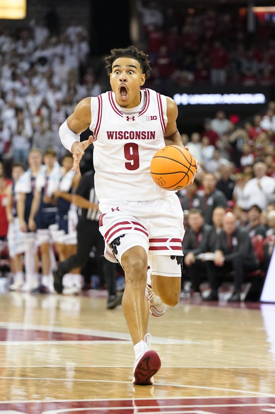 Wisconsin guard John Tonje is wasting no time making his mark at his new school | iNFOnews.ca