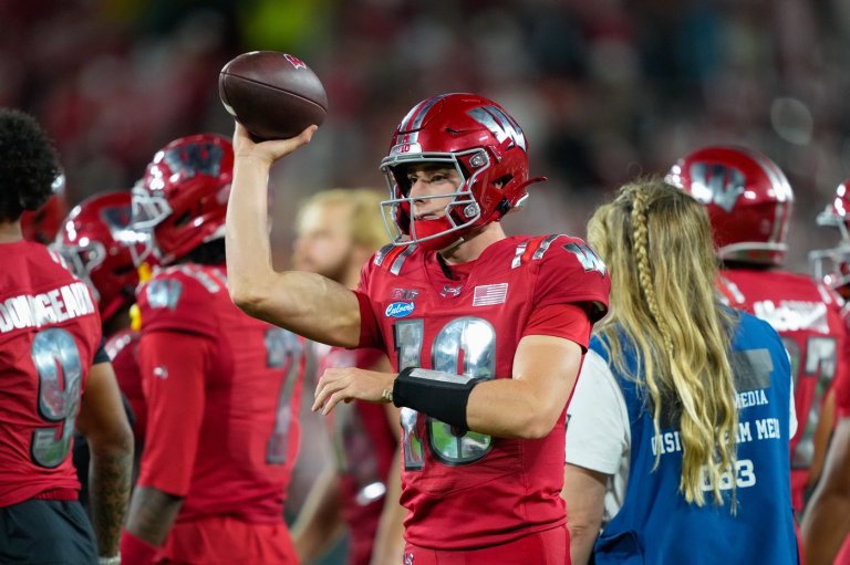 High school QBs face new reality as transfers dominate starting jobs at the top of college football | iNFOnews.ca