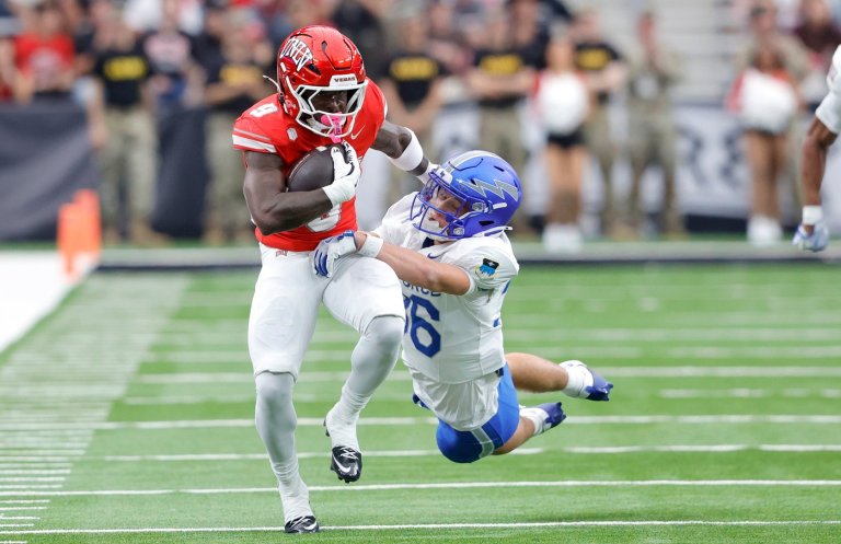 AP Top 25 Extra Points: UNLV would be long shot for CFP even if beats Boise St on road and wins out | iNFOnews.ca