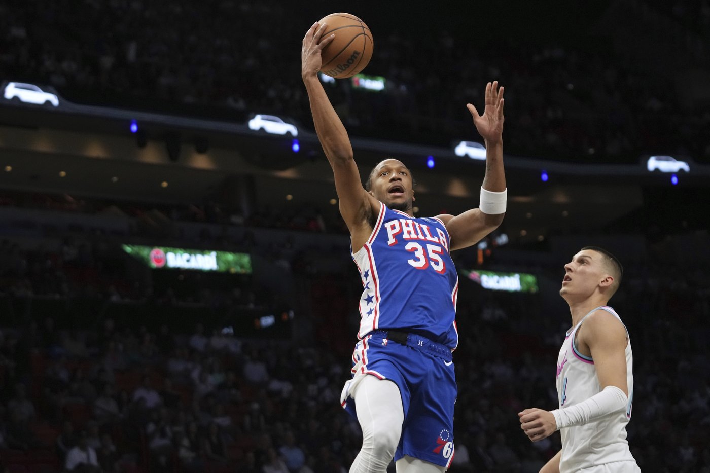Robinson scores 21, Herro adds 20 and Heat rally late to beat 76ers 117-105 | iNFOnews.ca