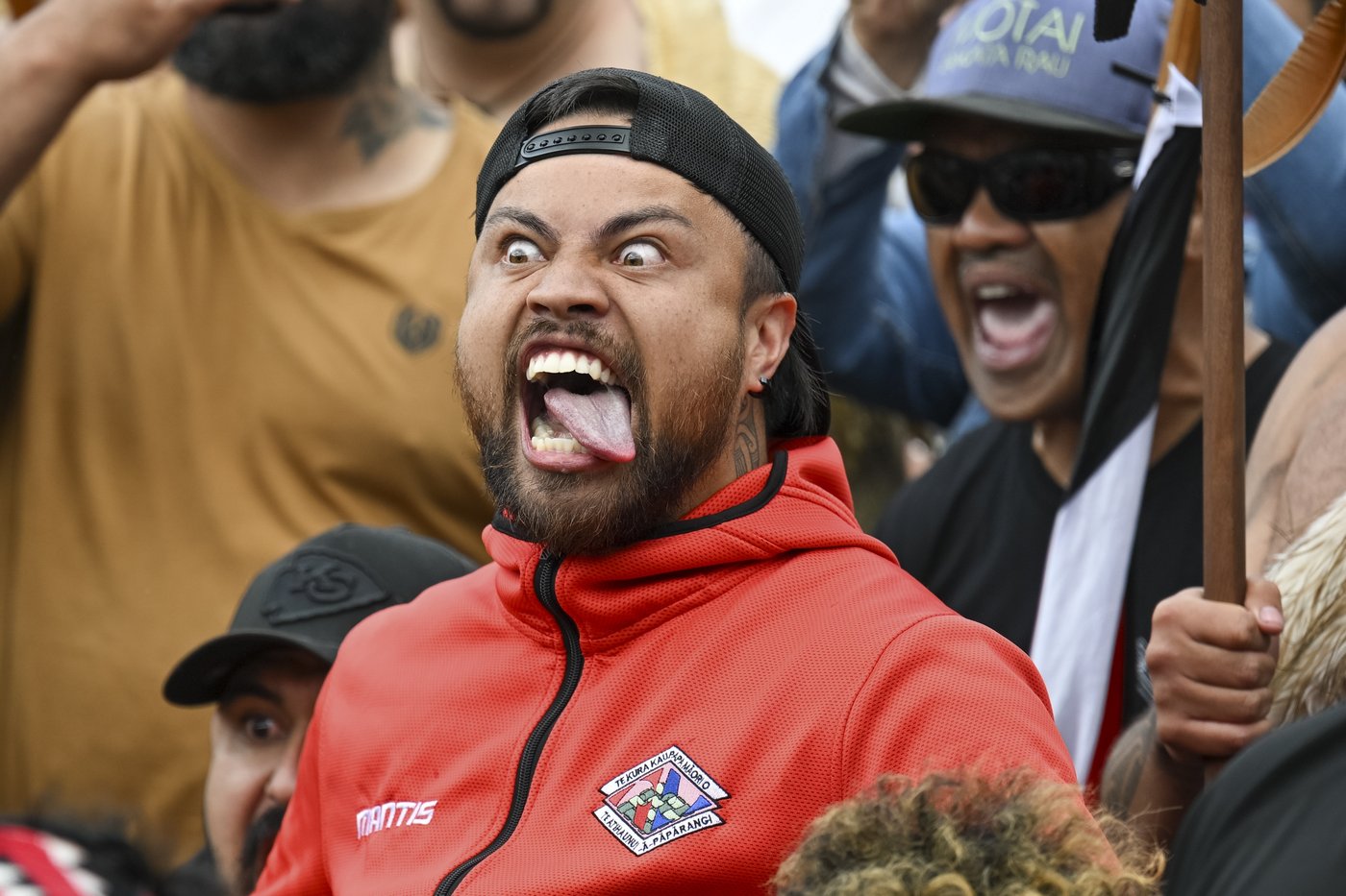 35,000 crowd New Zealand's Parliament grounds in support of Māori rights | iNFOnews.ca