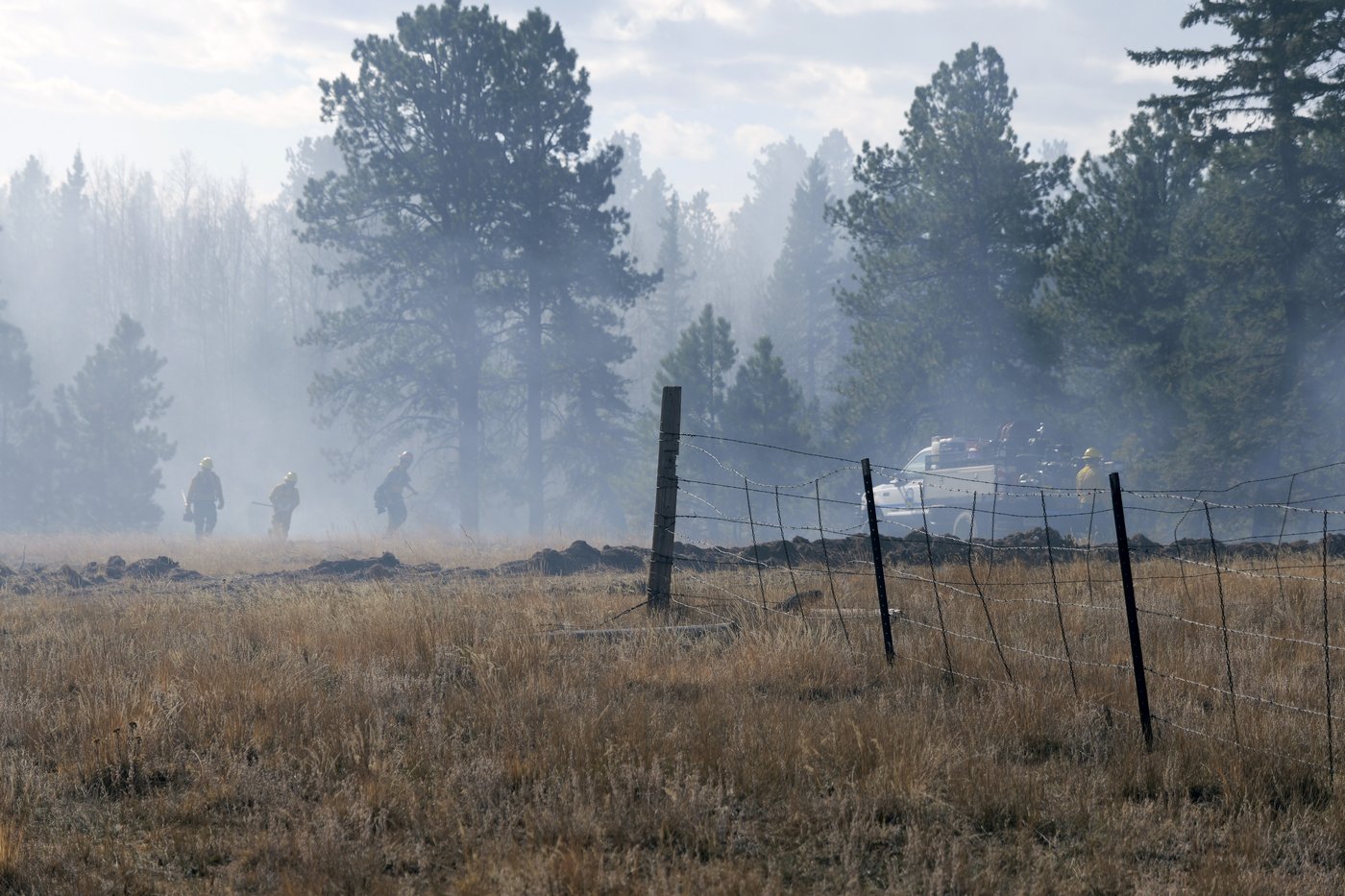 Fire destroys 1 home and forces the evacuation of 700 others in a Colorado subdivision | iNFOnews.ca