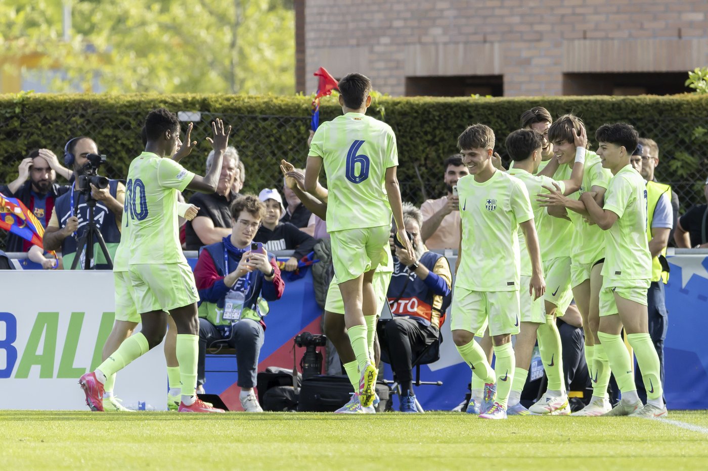 Barcelona targets European title hat trick after winning UEFA Youth League final | iNFOnews.ca Barcelona targets European title hat trick after winning UEFA Youth League final | iNFOnews.ca