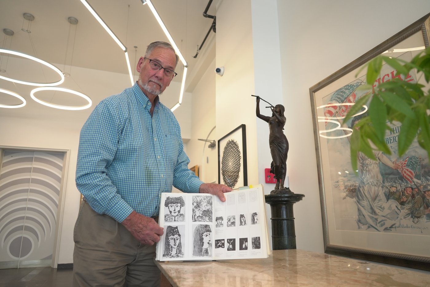Picasso etching stolen from Milwaukee art gallery in 2018 found by landlord in vacant apartment | iNFOnews.ca
