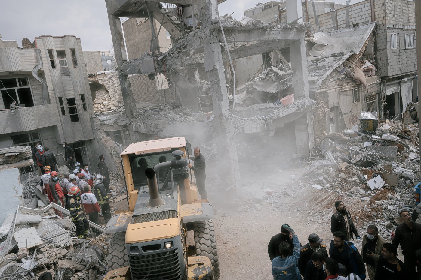 Photos show destruction in northwest Iran after strike hits a residential building | iNFOnews.ca