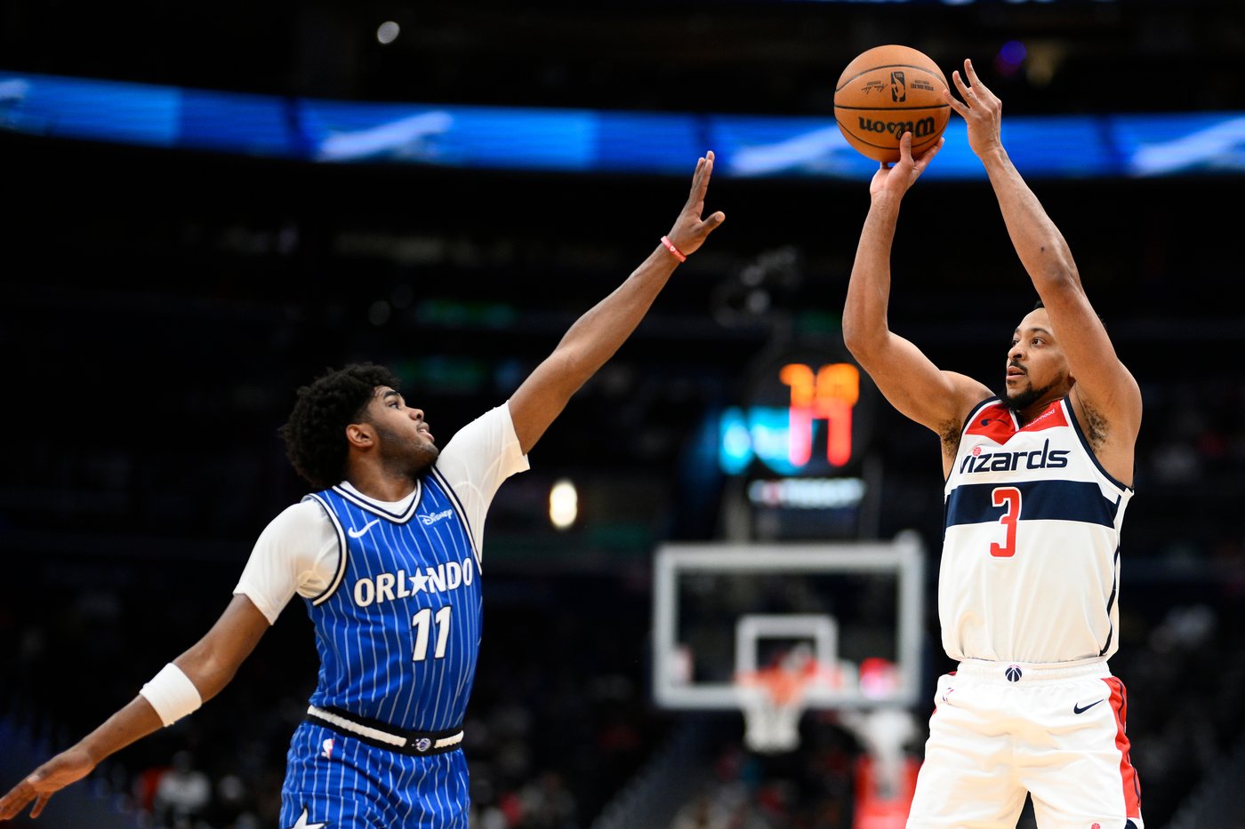 CJ McCollum steadies Wizards in 4th quarter of 120-112 win over Magic | iNFOnews.ca