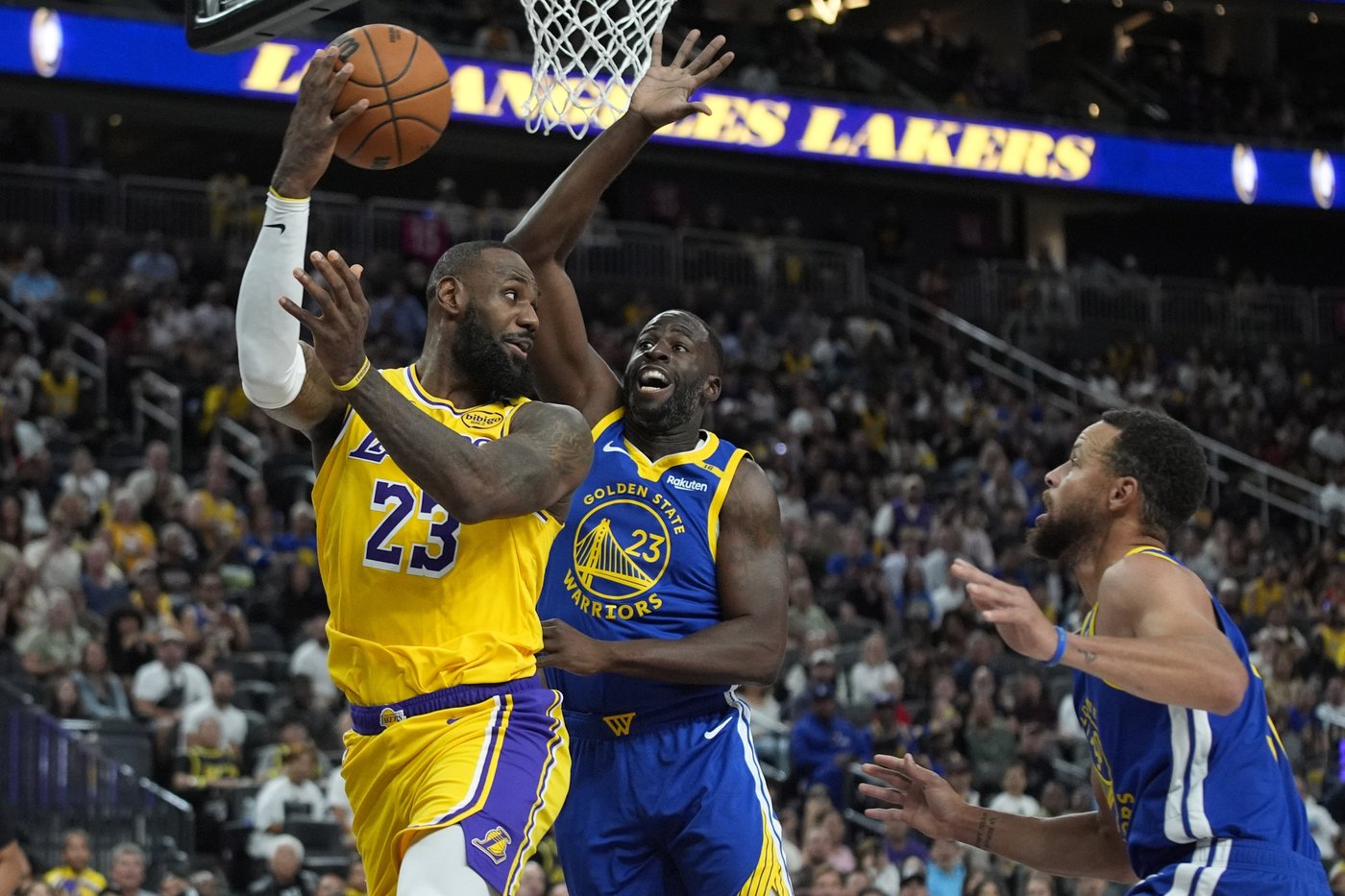 Lakers' annual preseason game in Las Vegas brings enthusiasm to potential NBA market | iNFOnews.ca Lakers' annual preseason game in Las Vegas brings enthusiasm to potential NBA market | iNFOnews.ca