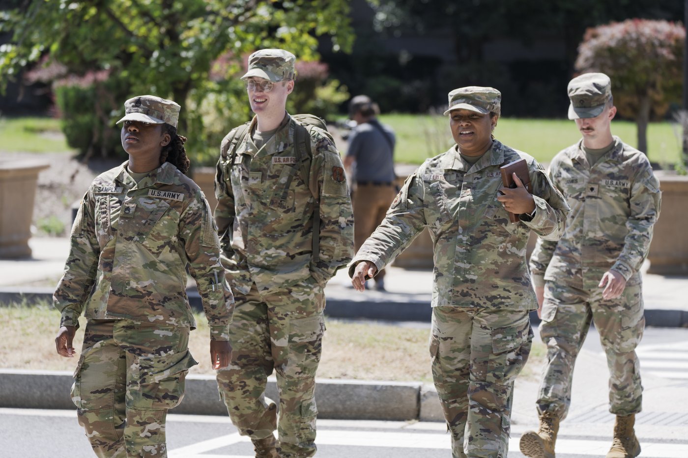 Trump's takeover of Washington law enforcement begins as National Guard troops arrive | iNFOnews.ca