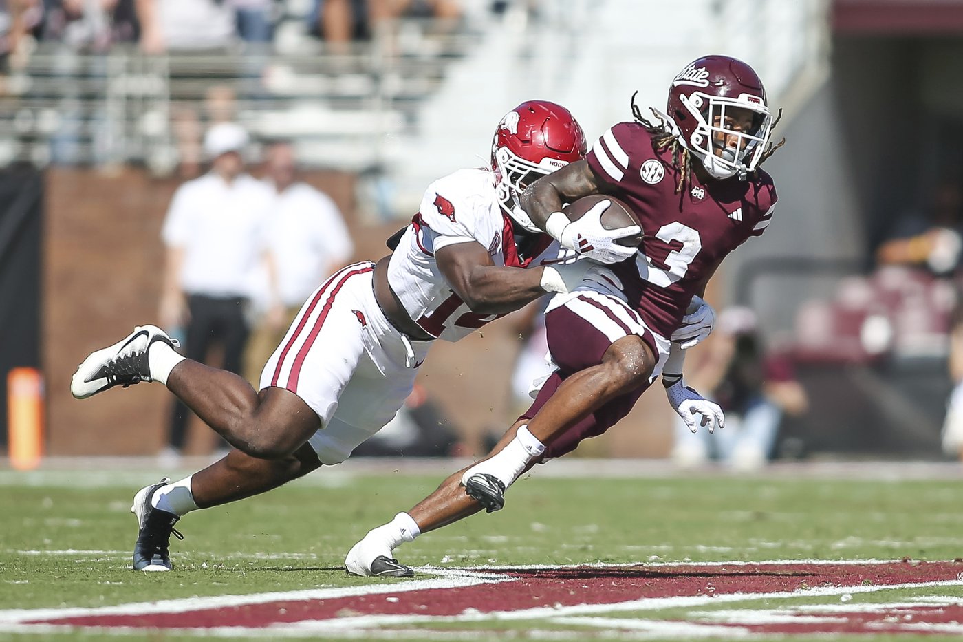 Taylen Green throws 5 TD passes, runs for 1 TD and Arkansas blows out Mississippi State 58-25 | iNFOnews.ca