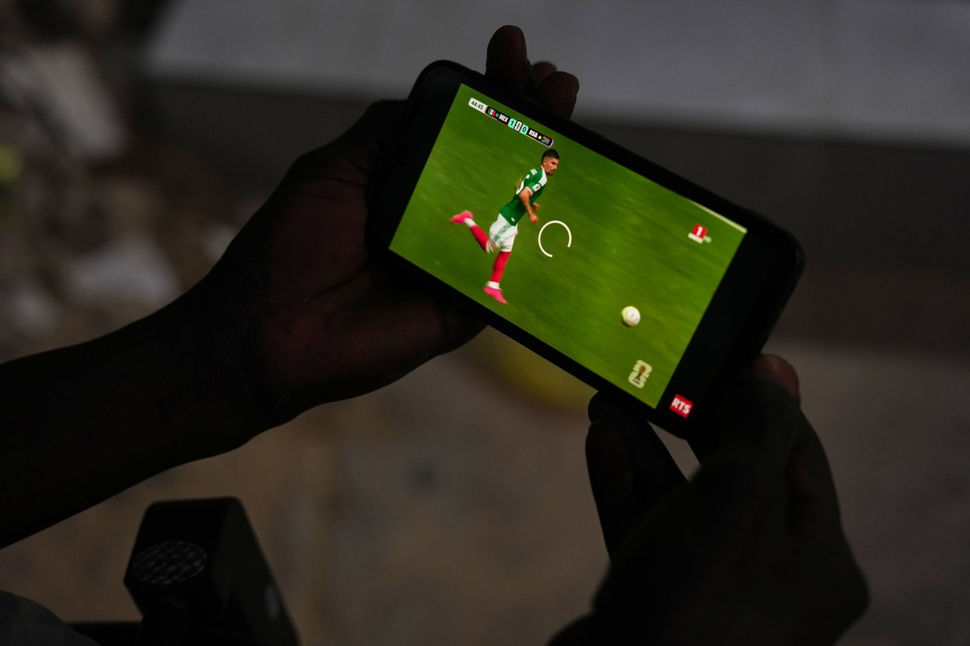 Soccer fans around the world watch the World Cup, in photos | iNFOnews.ca