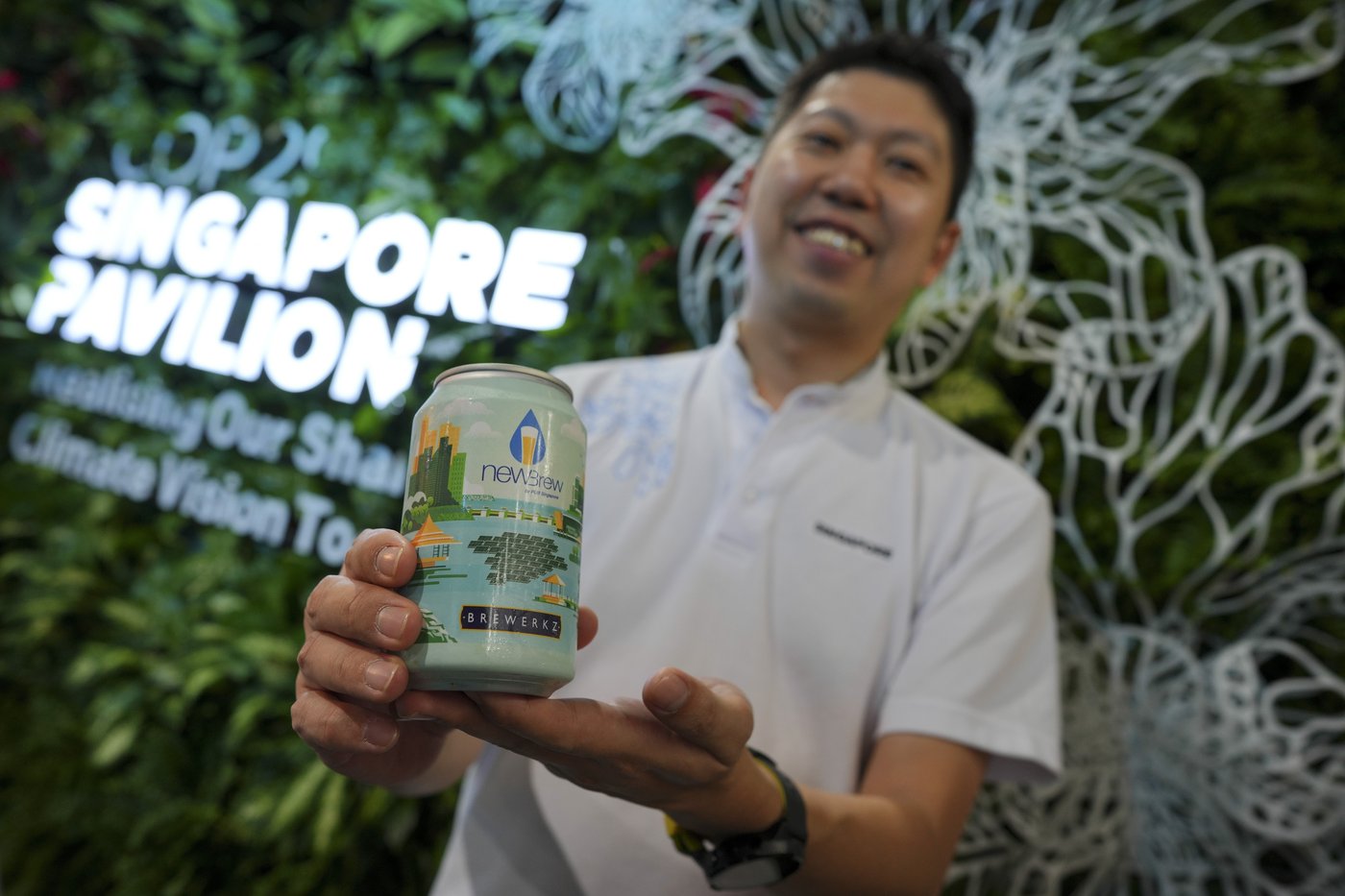 At UN climate talks, "sewage" beer from Singapore highlights water scarcity and innovations | iNFOnews.ca