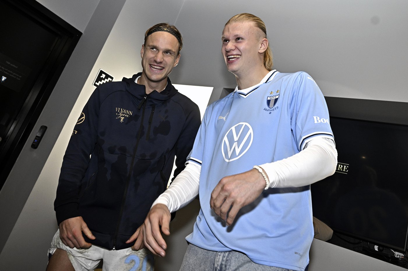 Haaland skips Ballon d'Or and travels to Sweden to watch friend clinch domestic league title | iNFOnews.ca Haaland skips Ballon d'Or and travels to Sweden to watch friend clinch domestic league title | iNFOnews.ca