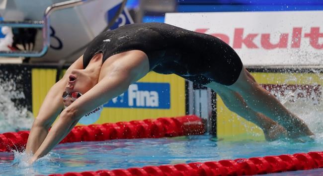 Canadian swimmer Kylie Masse wins second gold at world aquatics championship | iNFOnews.ca