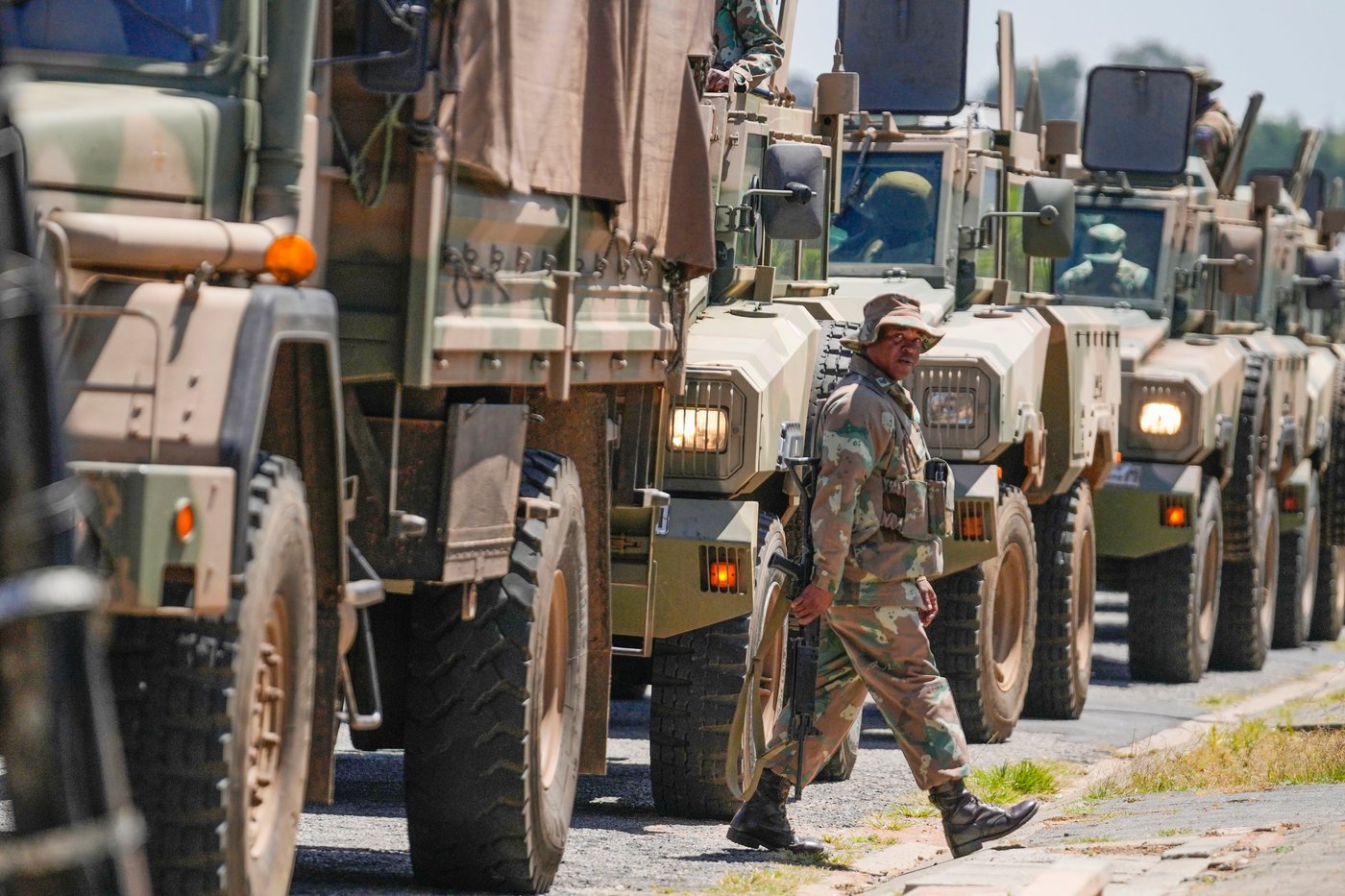 South Africa deploys soldiers to the streets to tackle organized and violent crime | iNFOnews.ca