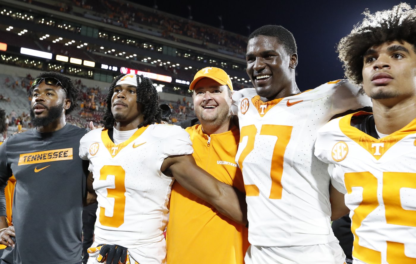 Josh Heupel wins in return to Oklahoma as No. 6 Tennessee tops the Sooners 25-15 | iNFOnews.ca Josh Heupel wins in return to Oklahoma as No. 6 Tennessee tops the Sooners 25-15 | iNFOnews.ca