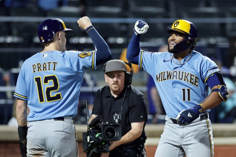 Jackson Chourio and Jacob Misiorowski lead the Brewers to an 8-2 victory over the Mets | iNFOnews.ca