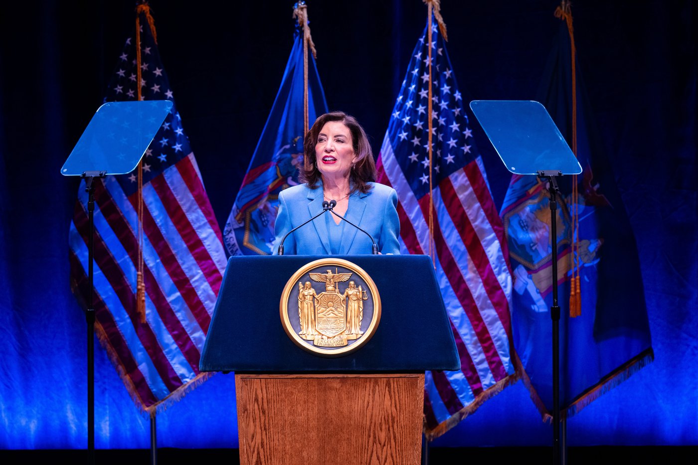In New York, Hochul moves to thread needle between Democratic divides ahead of election | iNFOnews.ca