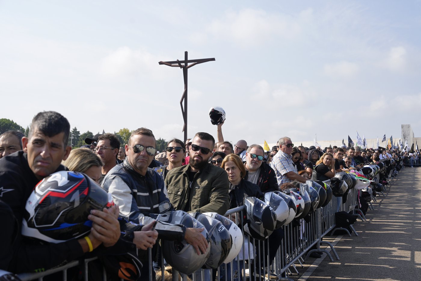 An estimated 180,000 motorcyclists converge at Portuguese shrine to have their helmets blessed. | iNFOnews.ca