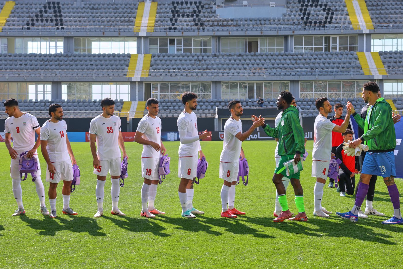 Iran's soccer team honors victims of deadly missile strike on elementary school | iNFOnews.ca