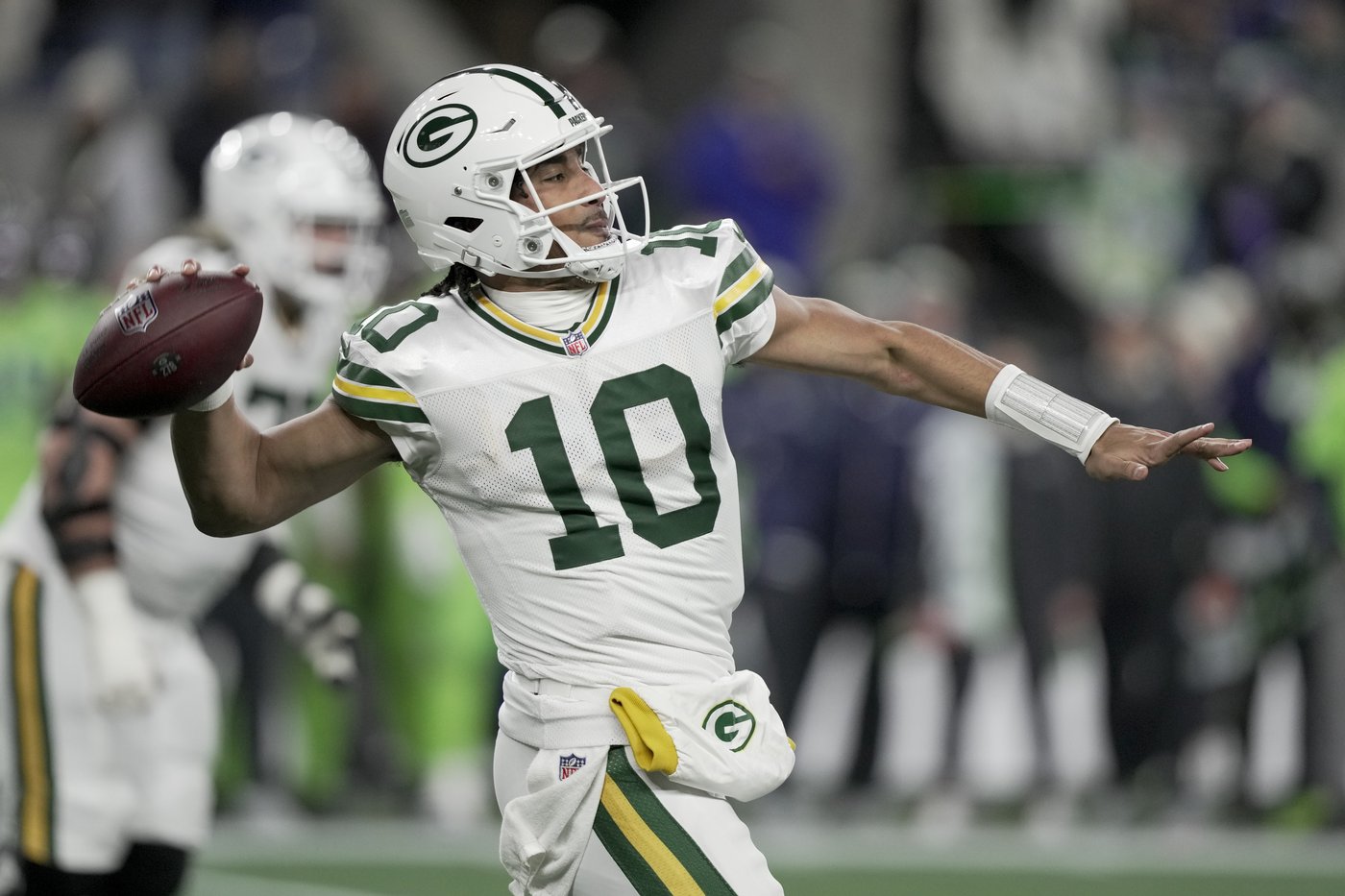 Packers attempt to continue their surge as they host the Saints on Monday night | iNFOnews.ca