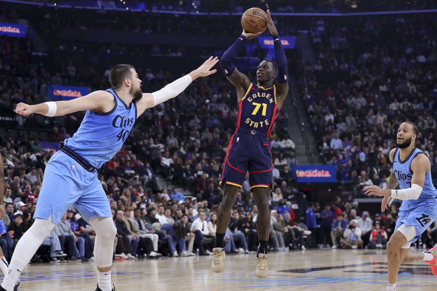 Clippers hang on to beat slumping Curry-less Warriors 102-92 with 6 players in double figures | iNFOnews.ca Clippers hang on to beat slumping Curry-less Warriors 102-92 with 6 players in double figures | iNFOnews.ca